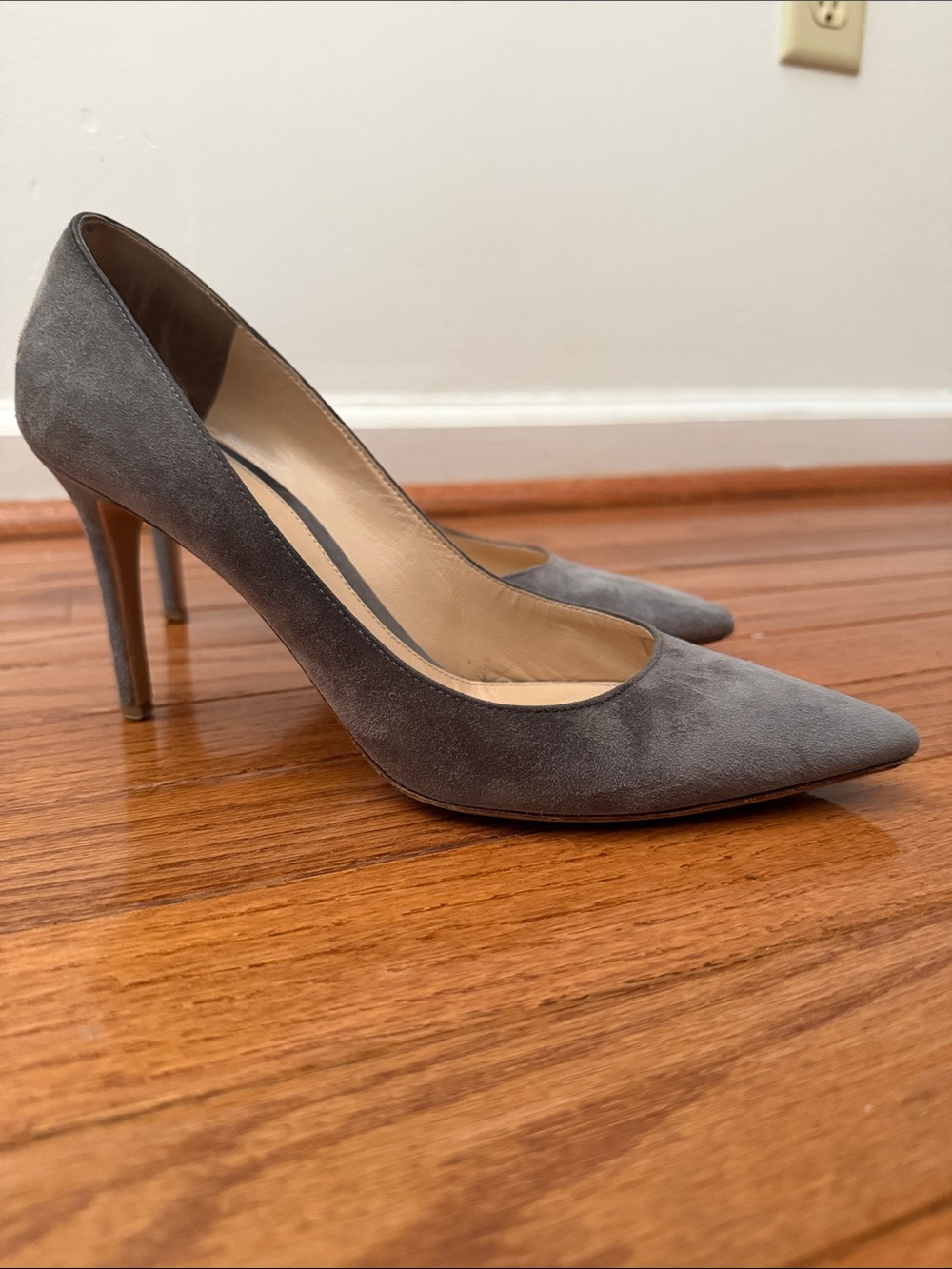Gianvito Rossi Gray Suede Pointed-Toe Stiletto Pumps